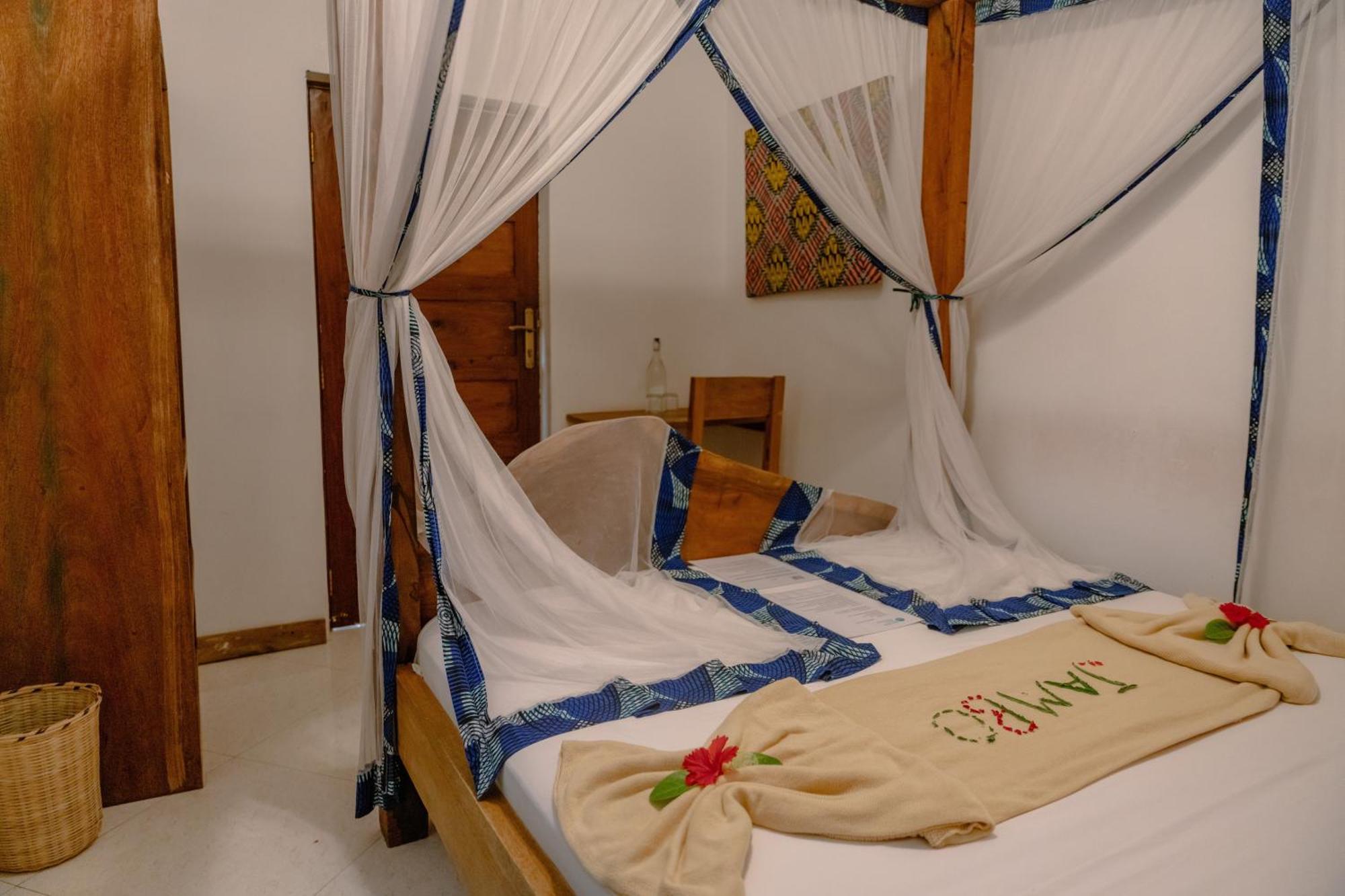 Shoki Shoki Hotel Stone Town Zanzibar Esterno foto