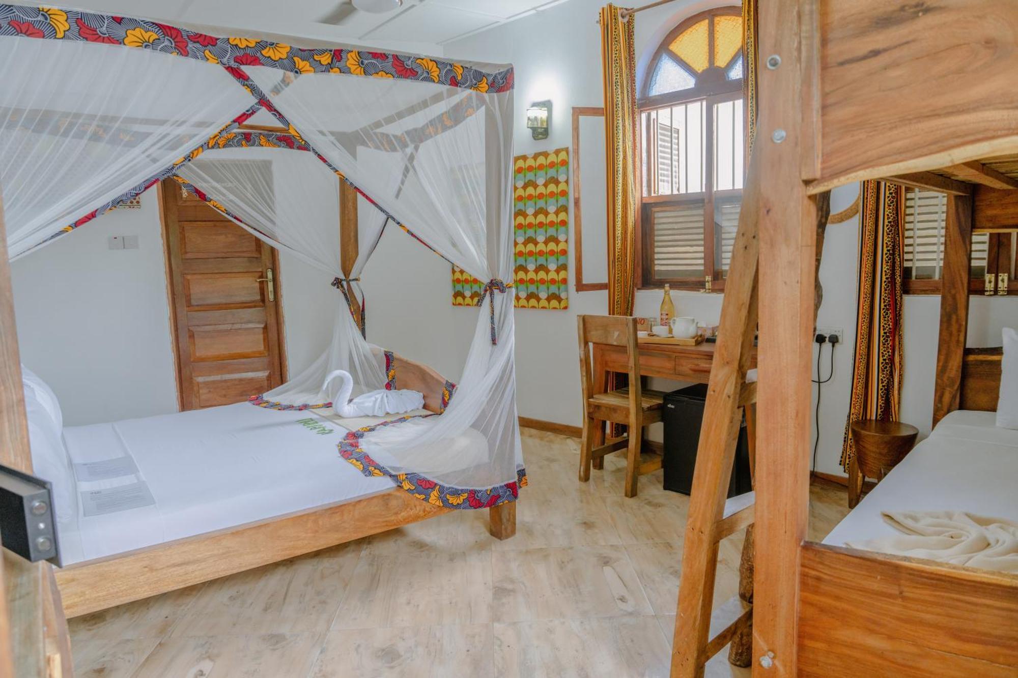 Shoki Shoki Hotel Stone Town Zanzibar Esterno foto