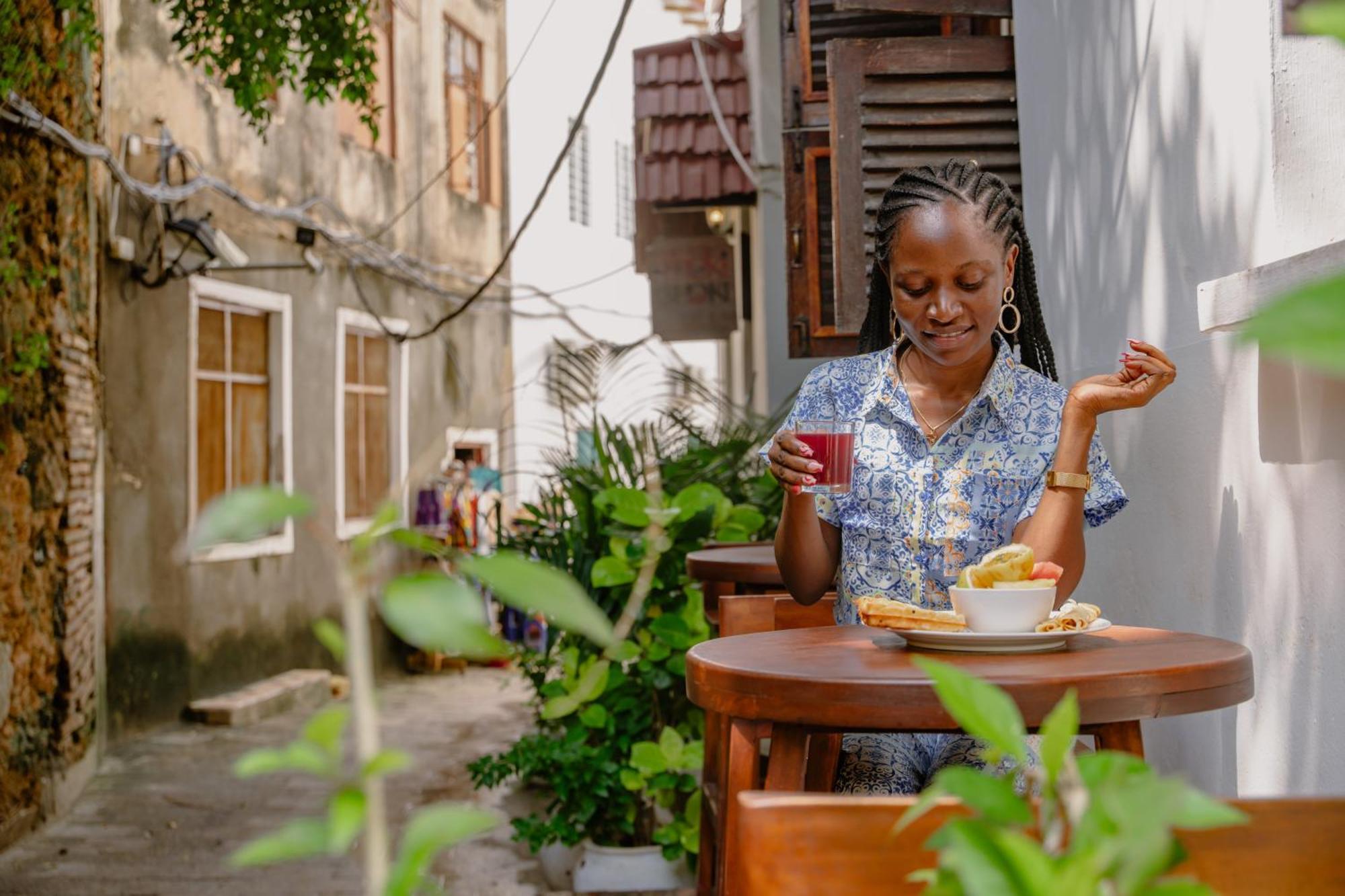 Shoki Shoki Hotel Stone Town Zanzibar Esterno foto